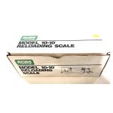 RCBS Model 10-10 Reloading scale with box