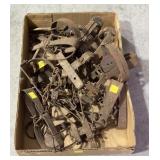 Lot: assorted animal traps, includes Victor