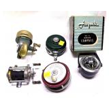 Lot, 4 assorted vintage reels includes: