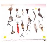 Lot, collection of 12 assorted vintage spinners