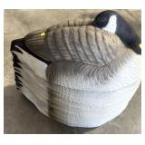Lot: set of 12 Goose shell decoys
