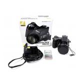 Nikon Cool Pix 8800 Digital camera with box- w