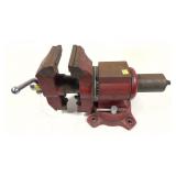 Roughneck 5" table vise