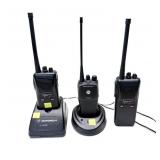 Lot: Motorola SP50 2 way radios and Motorola