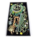 Lot, assorted green fashion jewelry