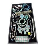 Lot, fashion jewelry
