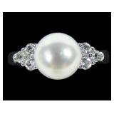 Sterling silver 8mm pearl ring with round cut