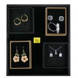 Lot, fashion jewelry, earrings and necklace set,