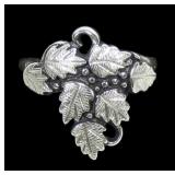 Sterling silver leaves and berries design ring,