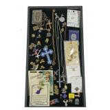Lot, mostly religious jewelry and rosary,