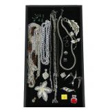 Lot, fashion jewelry, including Napier and