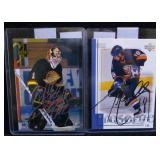 Lot, 2 signed Hockey Cards: Tim Connolly Upper