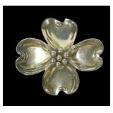 Beau vintage sterling silver flower pin, 3.7 gram