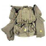 Lot, 1944 US combat field pack with shelter