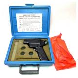 Marine signal flare kit in case, 25mm