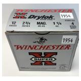 Box of 12 Ga/ 2.75" No. 4 Winchester steel