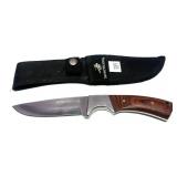 Winchester hunting knife with Winchester sheath