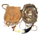 Lot: Powder gorn, suede Blackpowder bag and Camo