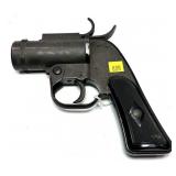 U.S. M-8 flare gun marked "US Property" "135",