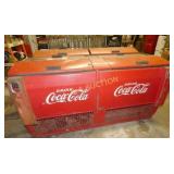 EMB. DOUBLE COKE BOX W/ CAP CATCHERS CGD-B