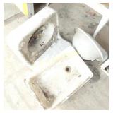 (3) EARLY PORC. SINKS