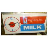 DAIRYMEN MILK LIGHTUP CLOCK