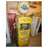 SUNOCO GAS PUMP (DOES HAVE GLASS INSERTS)