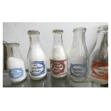 (5) QT. SOUTHERN DAIRY MILK BOTTLES