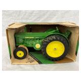 John Deere Model R Collectorï¿½s Edition Tractor 1:1