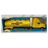 Ertl Deluxe International Tanker with Pennzoil Gra