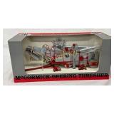 Liberty Classics McCormick-Deering Thresher 1/28 S