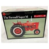 Precision Series McCormick Farmall Super M Die-Cas