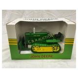 1/16 Scale John Deere MC Crawler Die-Cast 1/16 Scale John Deere MC Crawler Die-Cast