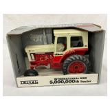 Ertl International 1066 5,000,000th Tractor 1/16 S