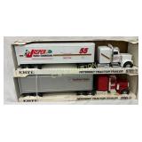 2 Ertl Peterbilt Tractor-Trailer Die-Cast Models i