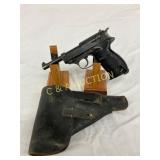 735fp WWII German P.38 Pistol with Holster, Marked 735fp WWII German P.38 Pistol with Holster, Marked