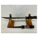 16-Inch and 12-Inch Early Knives 16-Inch and 12-Inch Early Knives