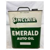 Sinclair Emerald Auto Oil 2-Gallon Can Sinclair Emerald Auto Oil 2-Gallon Can