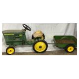 Ertl John Deere 4020 Diesel Pedal Tractor with Tra