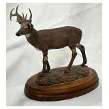 Field & Stream Collection White-Tailed Deer Figuri