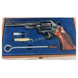 857fp Smith & Wesson Model 29-2 .44 Magnum Revolve