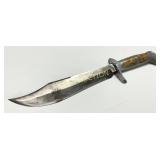 Fixed-Blade Knife with Decorative Eagle Head Handl