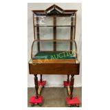 Claes & Lehnbeuter Oak Tower Display Case with Gla