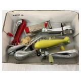 Metal and Plastic Ice Cream Scoops and Kitchen Ute