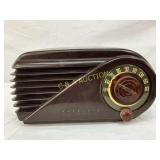 Farnsworth Model GT-051 Bakelite AM Radio, Circa 1