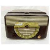 Zenith Bakelite Radio-Phonograph Combination, 16in