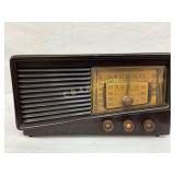 Mid-20th Century Tabletop Radio with AM/FM Dial