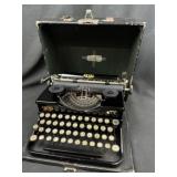 1926 Royal Portable Typewriter w/ Hard Travel Case