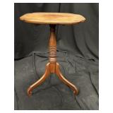 Classic Cherry Tilt-Top CandleStand Accent Table