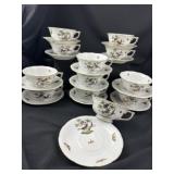 Herend Porcelain Rothschild Bird 12 Cups & Saucers